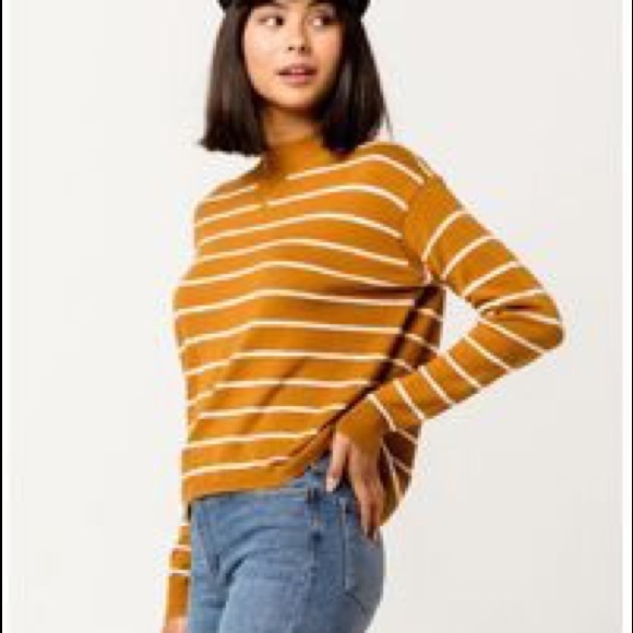 🔥 RVCA Women's Tristan Striped Sweater NWT - Picture 6 of 10